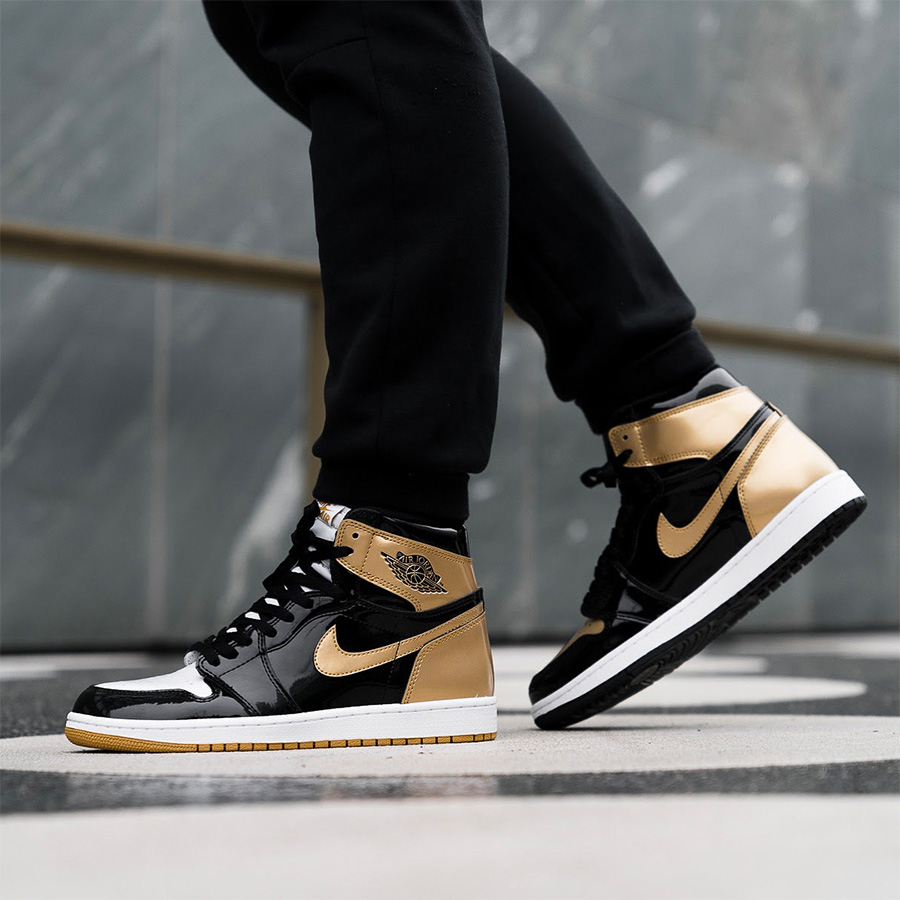 包含太狠了！纽约尼克斯围绕国王杯战术微调加时末段底特律活塞强势反弹，里程碑夜迈阿密热火主帅复盘的词条