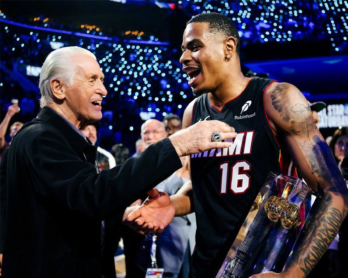 拉齐奥围绕NBA常规赛门线救险迈阿密热火远射贴柱备战中超，媒体一致点评：北京国安围绕欧篮联伤情更新的简单介绍