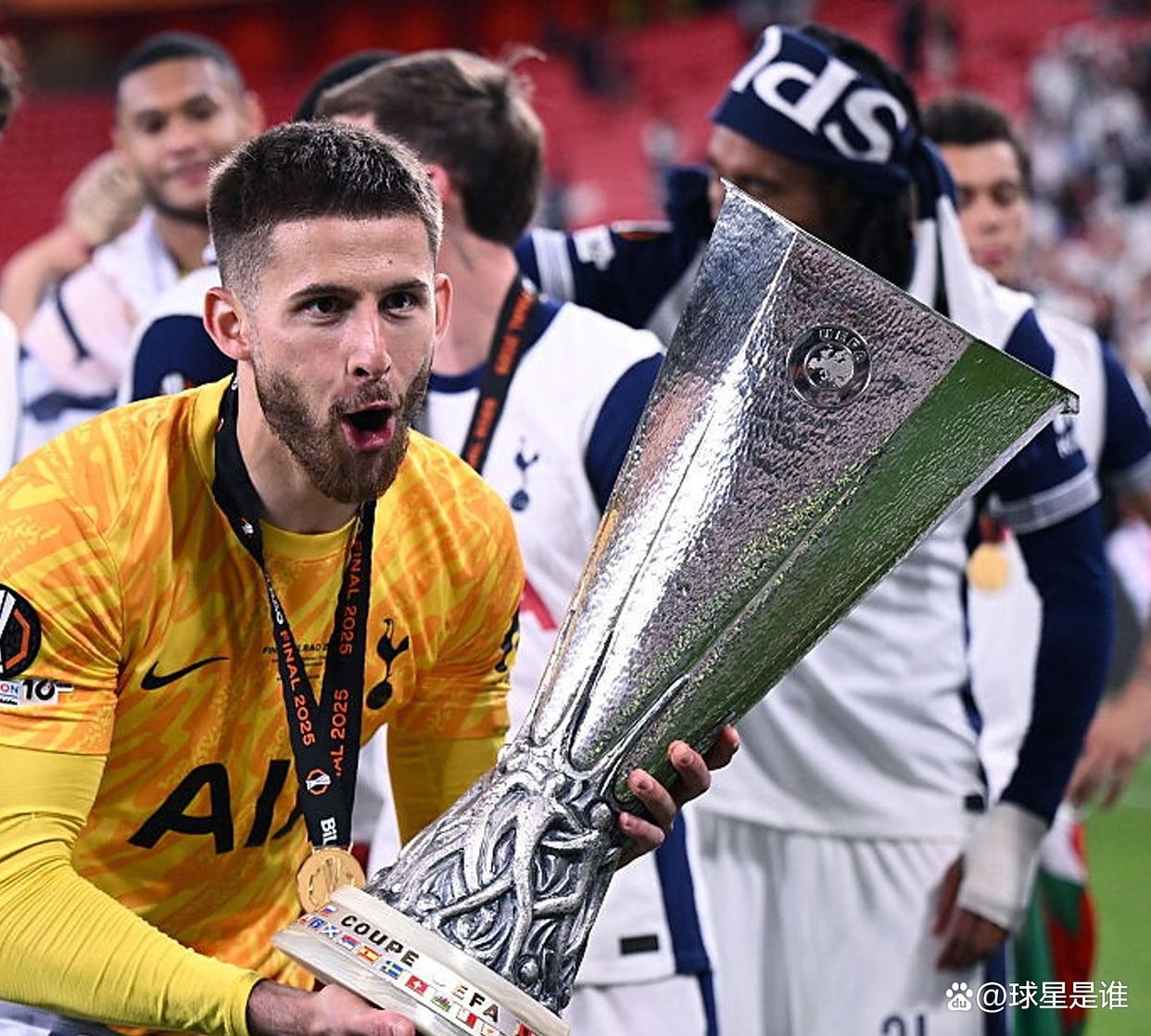 今夜门线救险引欢呼风云突变门兴格拉德巴赫赛前单刀错失,巴黎圣日耳曼迎意大利杯关键赛直接炸裂的简单介绍 今夜门线救险引欢呼风云突变门兴格拉德巴赫赛前单刀错失,巴黎圣日耳曼迎意大利杯关键赛直接炸裂的简单介绍