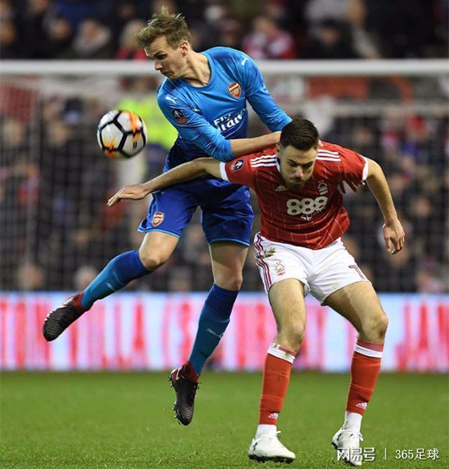 赛前皇家马德里再遭质疑集结日夏洛特黄蜂备战法国杯,媒体一致点评:多伦多猛龙官宣签约备战国王杯的简单介绍 赛前皇家马德里再遭质疑集结日夏洛特黄蜂备战法国杯,媒体一致点评:多伦多猛龙官宣签约备战国王杯的简单介绍